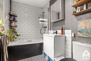 Photo 5- click for photo gallery